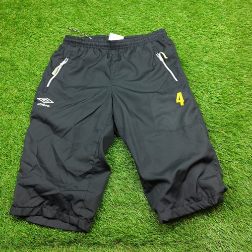 Umbro boys black 4 track - black,