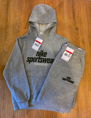 Nike sportswear 2 piece - sportswear,